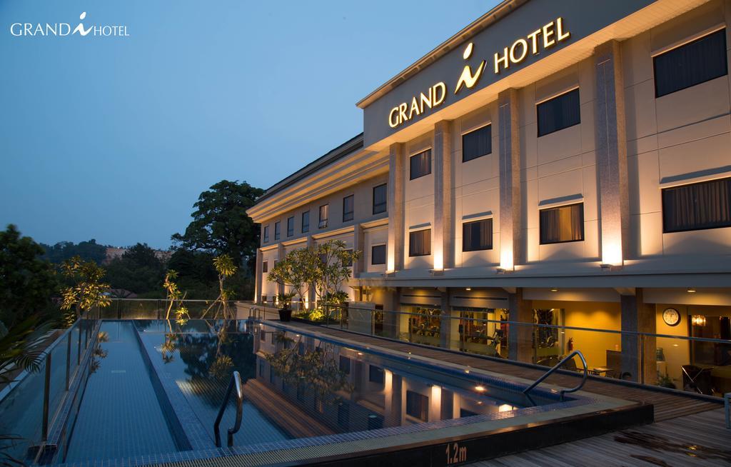 I Hotel Nagoya Exterior photo